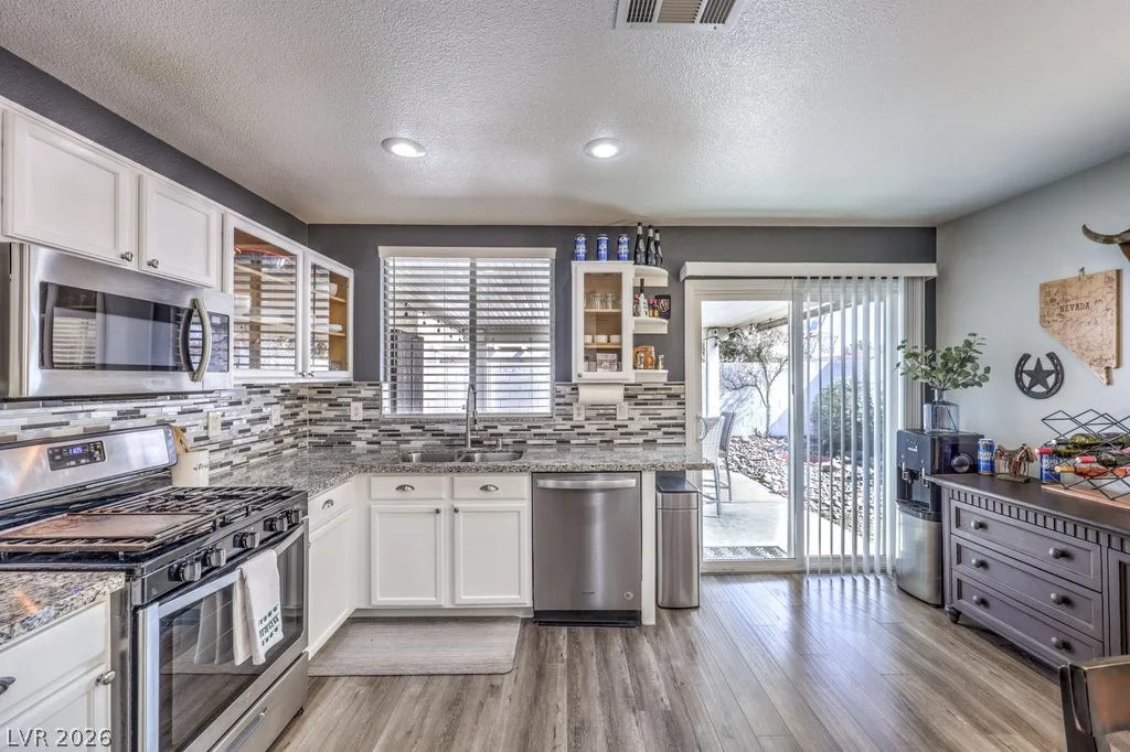 1064 Blue Sands, Henderson, NV 89011