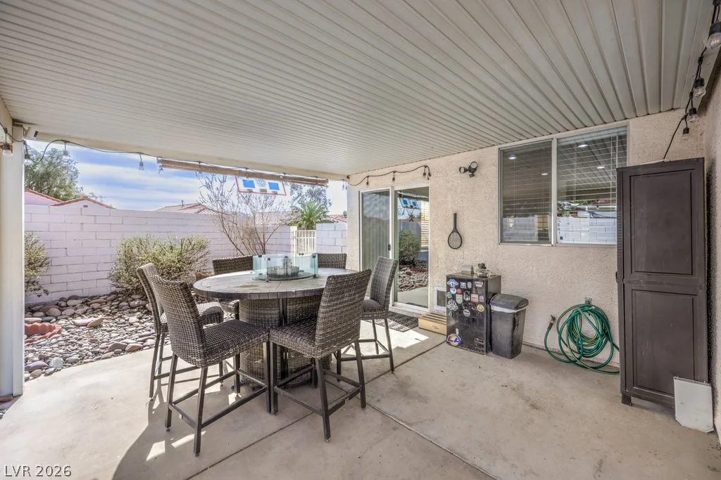 1064 Blue Sands, Henderson, NV 89011