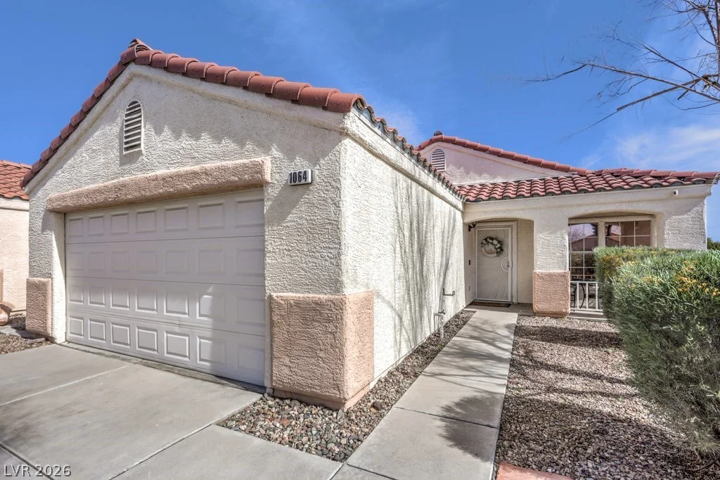 1064 Blue Sands, Henderson, NV 89011