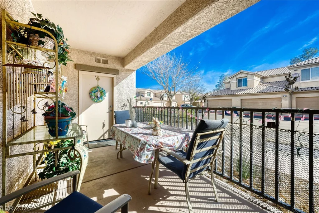6675 Caporetto, North Las Vegas, NV 89084