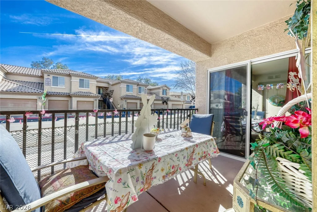 6675 Caporetto, North Las Vegas, NV 89084