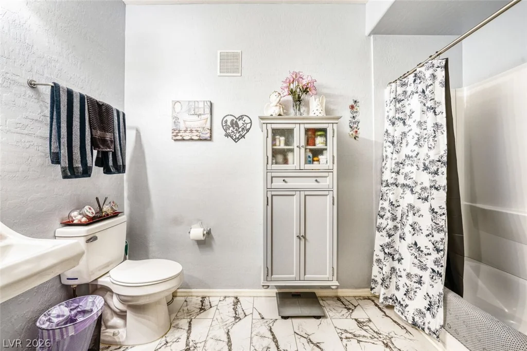 6675 Caporetto, North Las Vegas, NV 89084