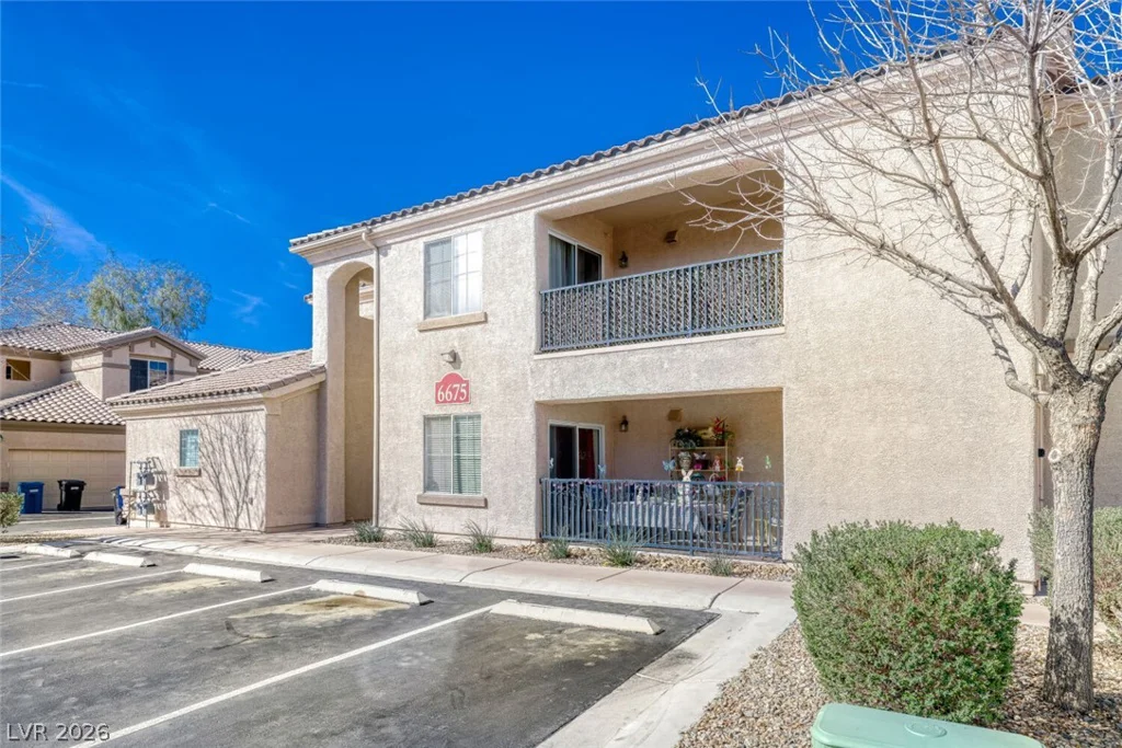 6675 Caporetto, North Las Vegas, NV 89084