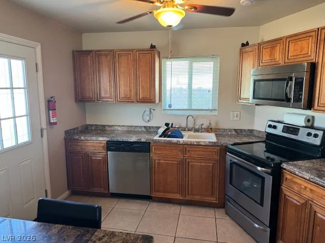 5532 Azuza, Las Vegas, NV 89122