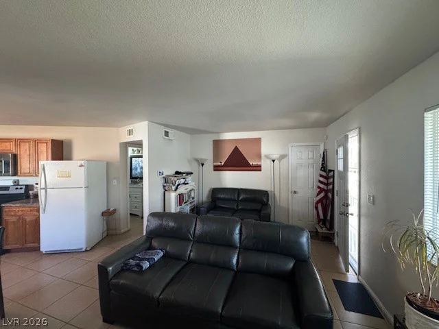 5532 Azuza, Las Vegas, NV 89122