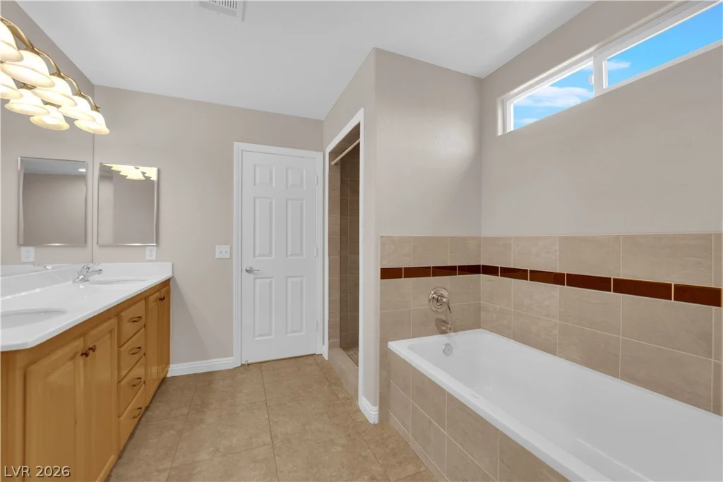 10592 Calico Pines, Las Vegas, NV 89135