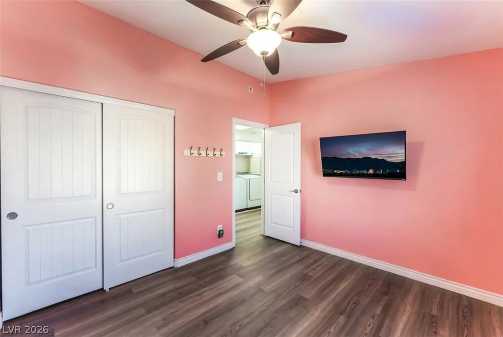 2501 Sierra Bello, Las Vegas, NV 89106