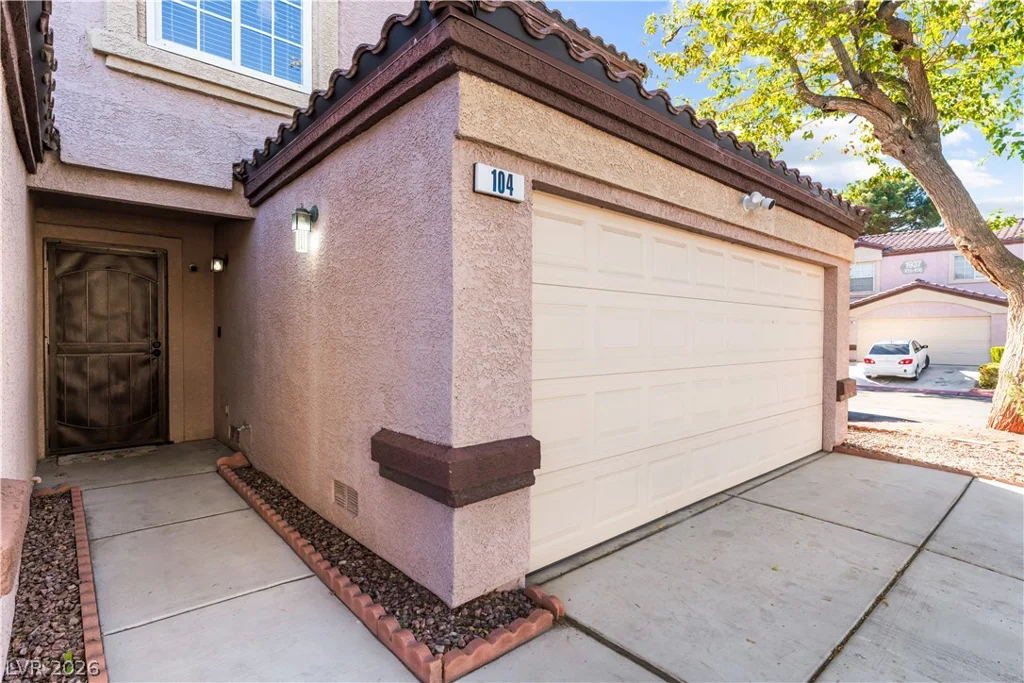 2501 Sierra Bello, Las Vegas, NV 89106