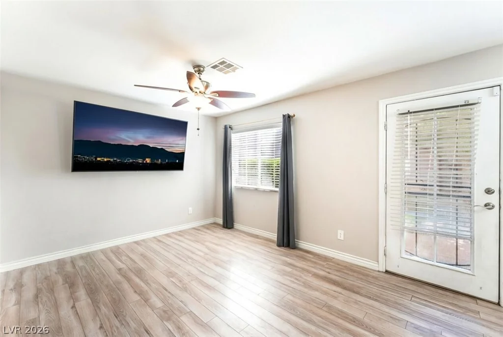 2501 Sierra Bello, Las Vegas, NV 89106
