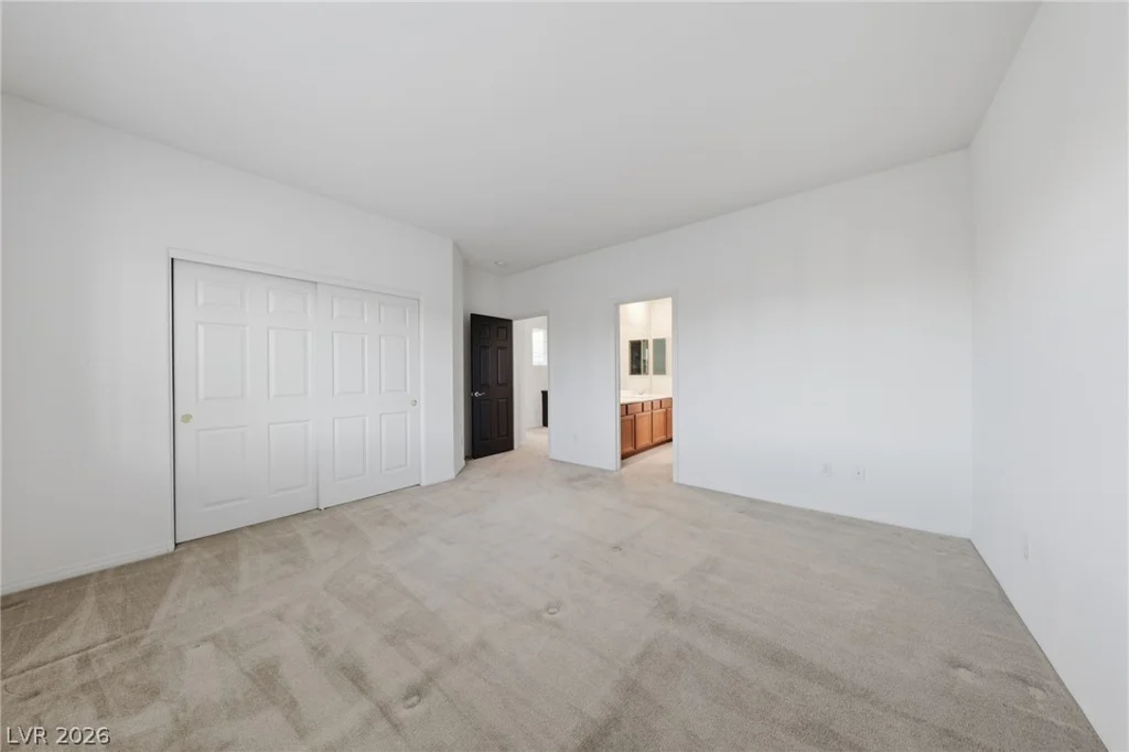 9456 Bluff Ledge, Las Vegas, NV 89149