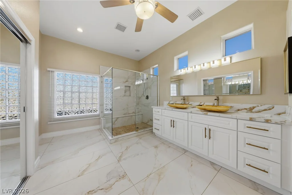 10501 Shoalhaven, Las Vegas, NV 89134