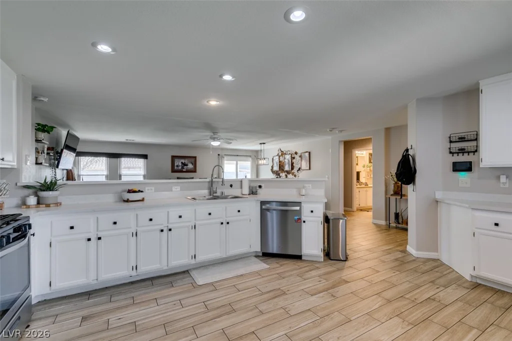 6447 Cayley, Las Vegas, NV 89110