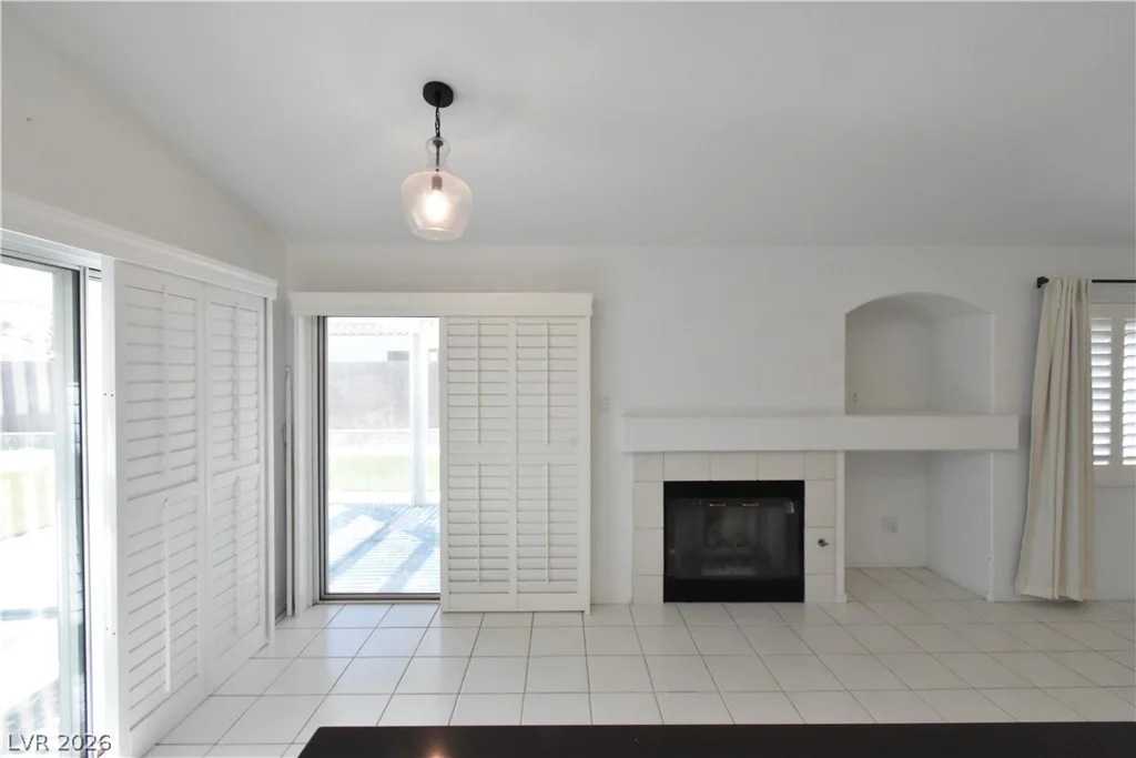4207 Famoso, North Las Vegas, NV 89032