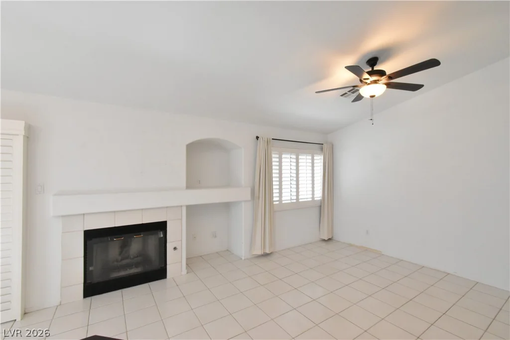 4207 Famoso, North Las Vegas, NV 89032