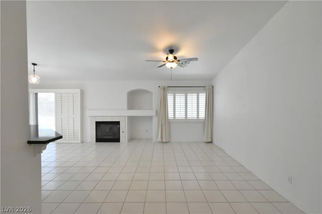 4207 Famoso, North Las Vegas, NV 89032