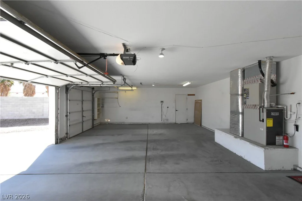 4207 Famoso, North Las Vegas, NV 89032