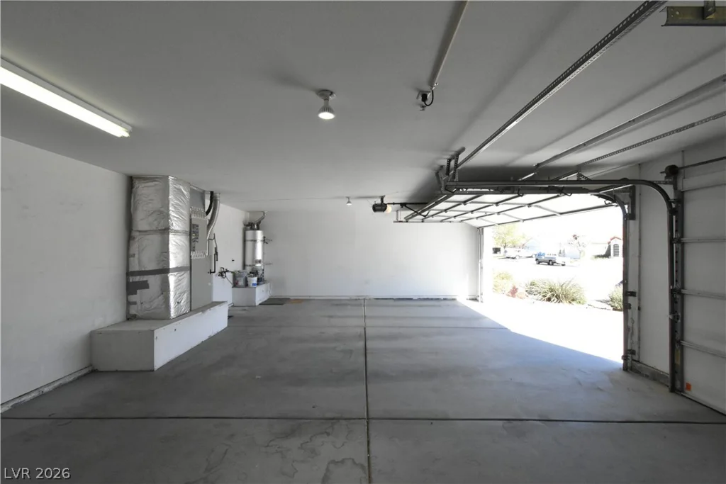 4207 Famoso, North Las Vegas, NV 89032