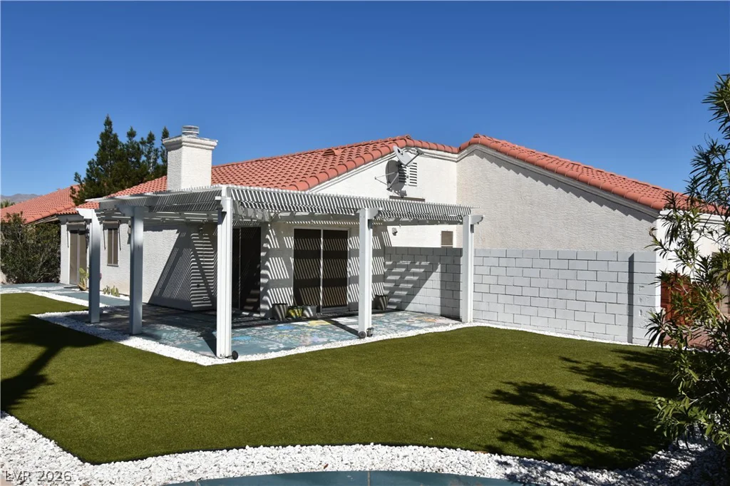 4207 Famoso, North Las Vegas, NV 89032