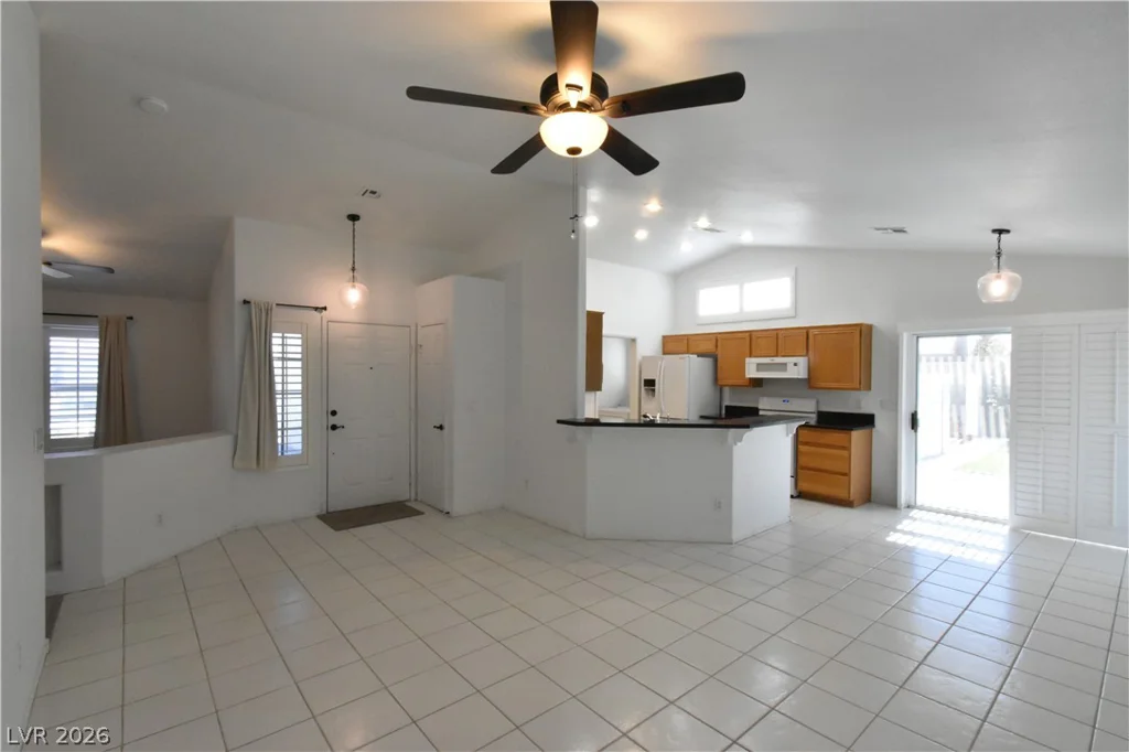 4207 Famoso, North Las Vegas, NV 89032