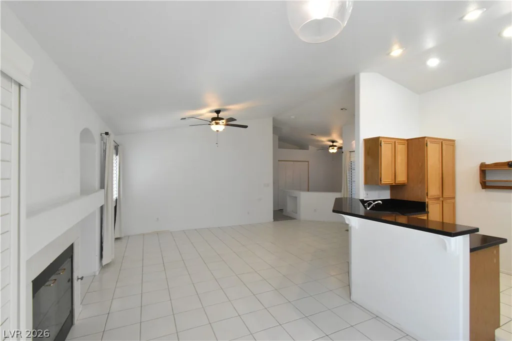 4207 Famoso, North Las Vegas, NV 89032
