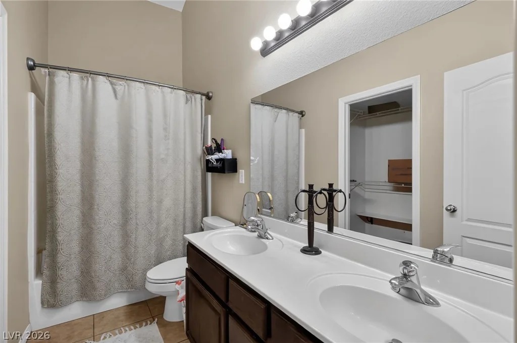 2752 Fountain Vista, Henderson, NV 89074