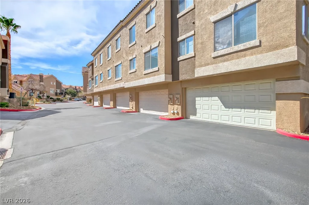 2752 Fountain Vista, Henderson, NV 89074