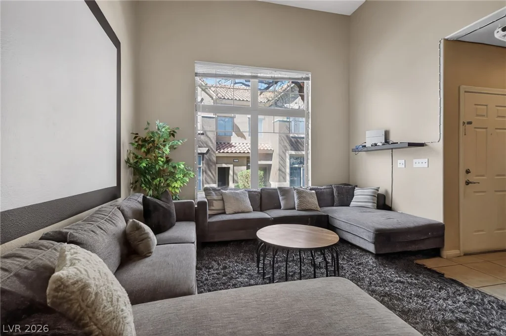 2752 Fountain Vista, Henderson, NV 89074