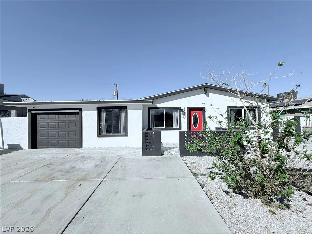 2013 Howard, Las Vegas, NV 89104