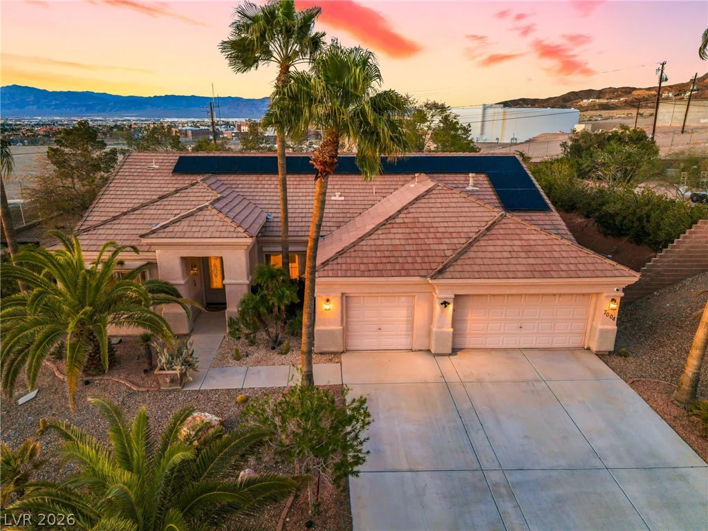7004 Oakleigh, Las Vegas, NV 89110