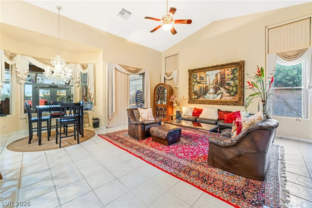 7004 Oakleigh, Las Vegas, NV 89110