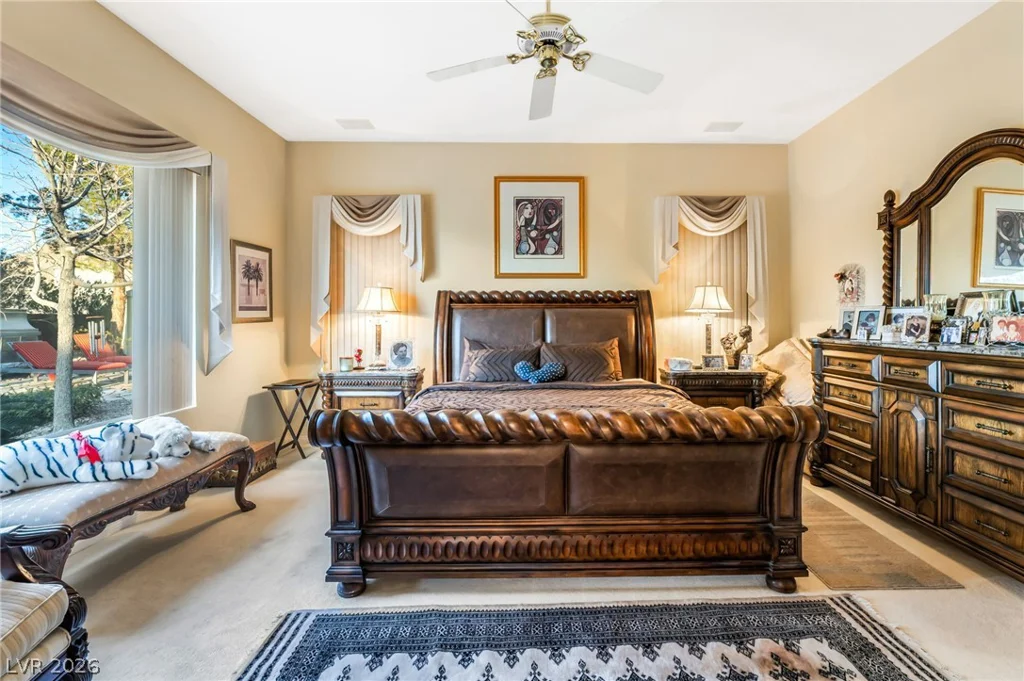 7004 Oakleigh, Las Vegas, NV 89110