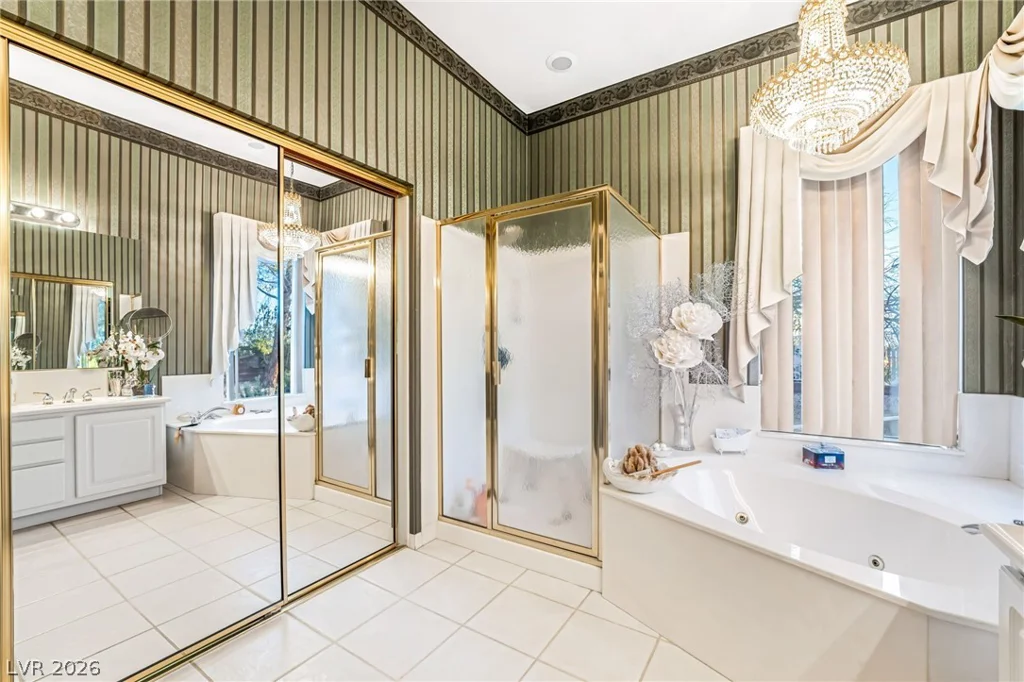 7004 Oakleigh, Las Vegas, NV 89110