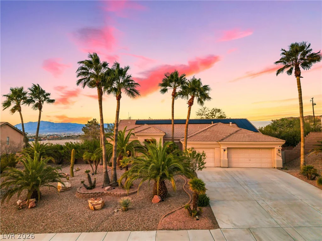 7004 Oakleigh, Las Vegas, NV 89110