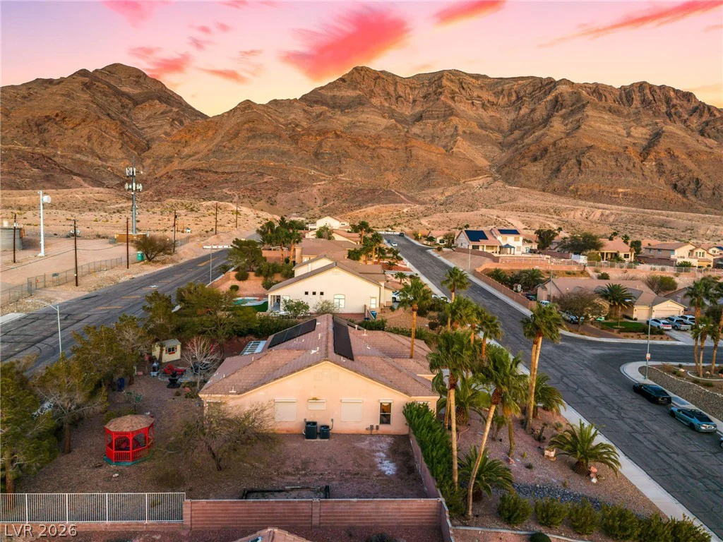 7004 Oakleigh, Las Vegas, NV 89110