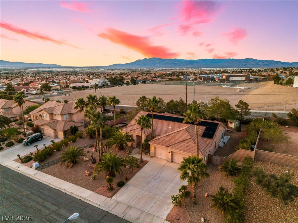 7004 Oakleigh, Las Vegas, NV 89110