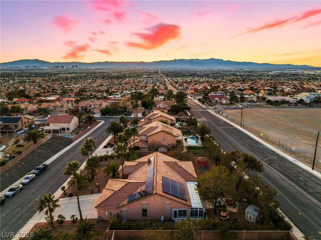 7004 Oakleigh, Las Vegas, NV 89110