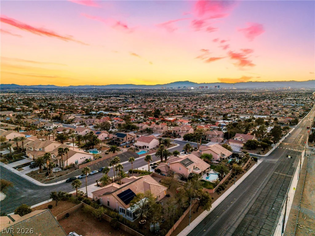 7004 Oakleigh, Las Vegas, NV 89110