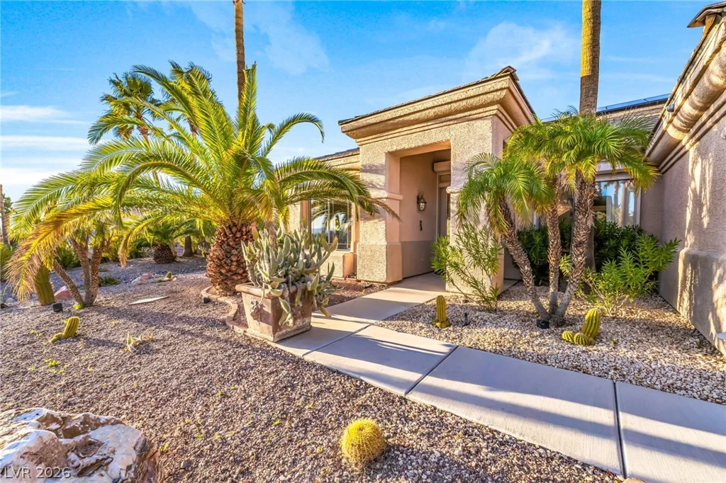 7004 Oakleigh, Las Vegas, NV 89110