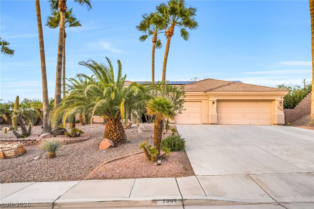 7004 Oakleigh, Las Vegas, NV 89110