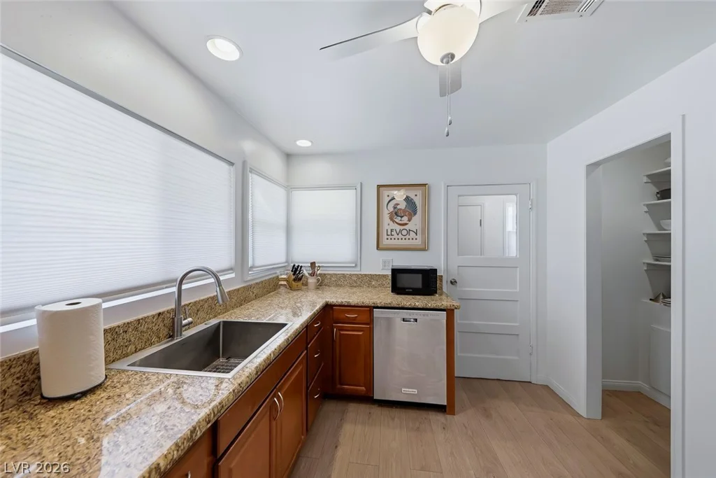 1411 Francis, Las Vegas, NV 89104