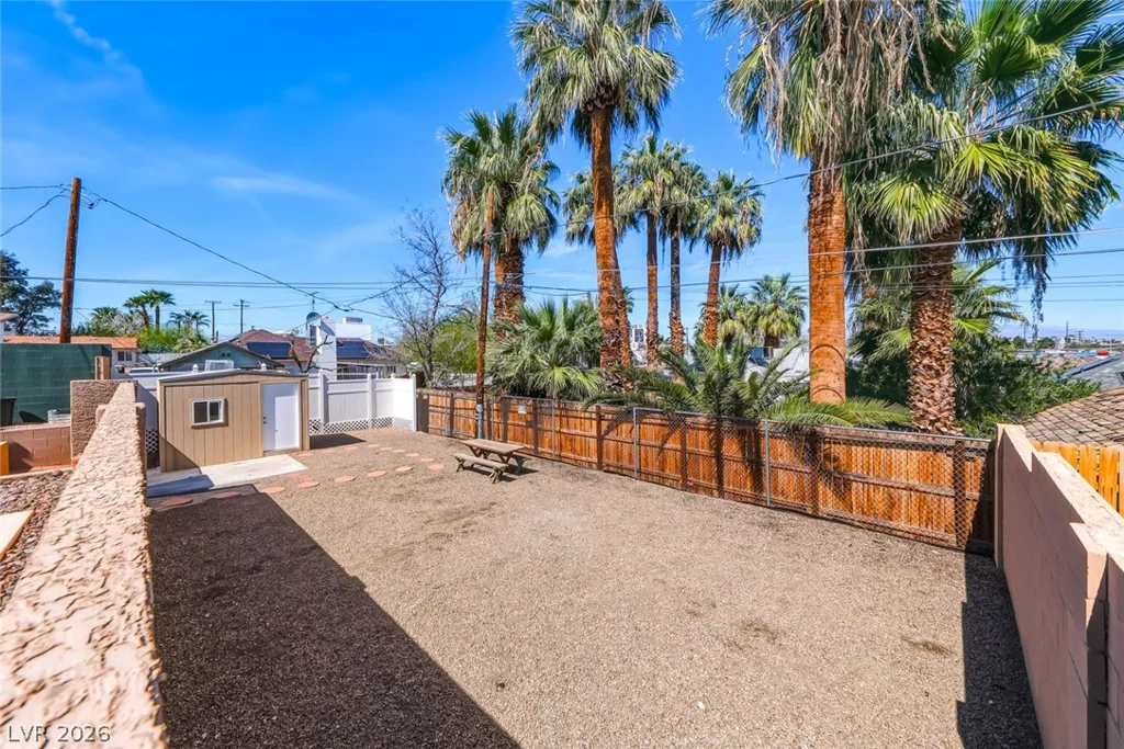 1411 Francis, Las Vegas, NV 89104