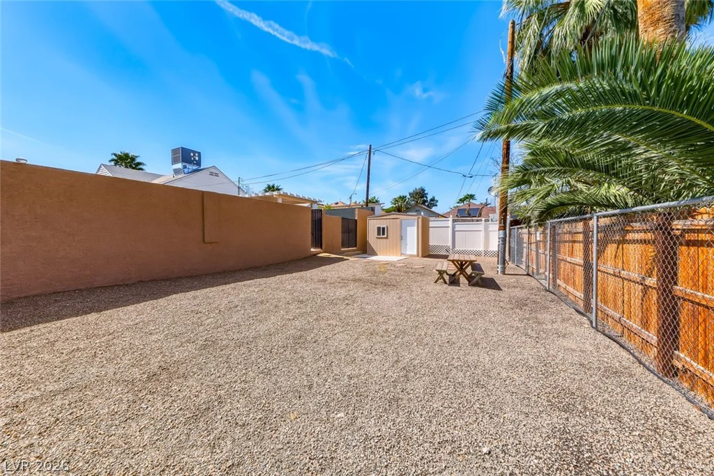 1411 Francis, Las Vegas, NV 89104