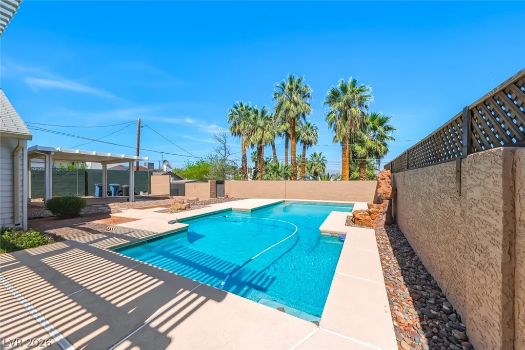 1411 Francis, Las Vegas, NV 89104