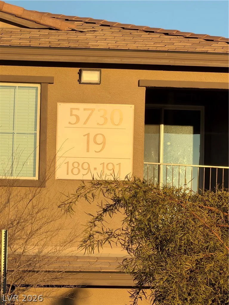 5730 Sky Pointe, Las Vegas, NV 89130