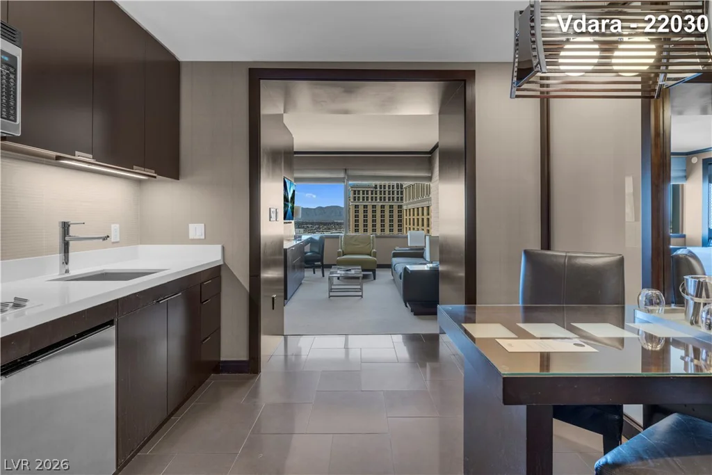 2600 Harmon, Las Vegas, NV 89158