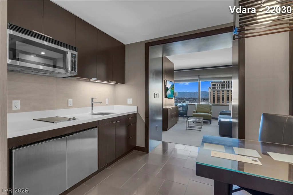 2600 Harmon, Las Vegas, NV 89158