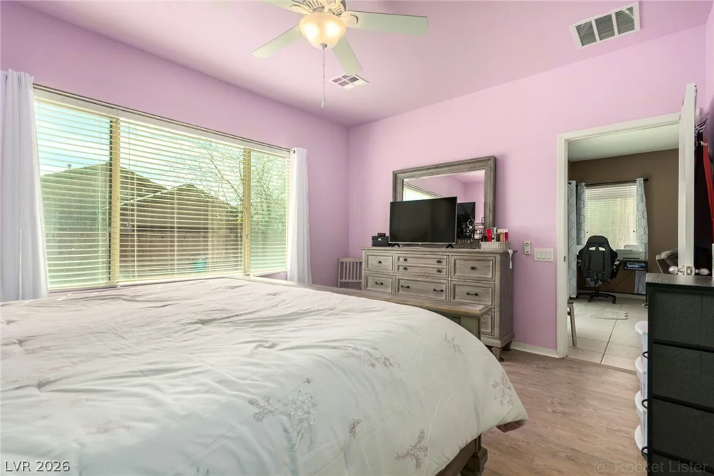 5911 Corbin, Las Vegas, NV 89122