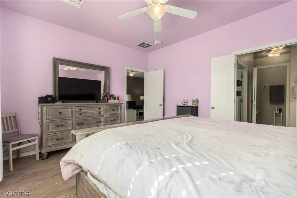 5911 Corbin, Las Vegas, NV 89122