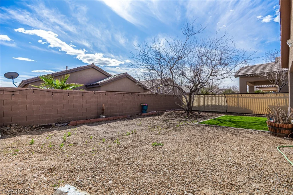 5911 Corbin, Las Vegas, NV 89122