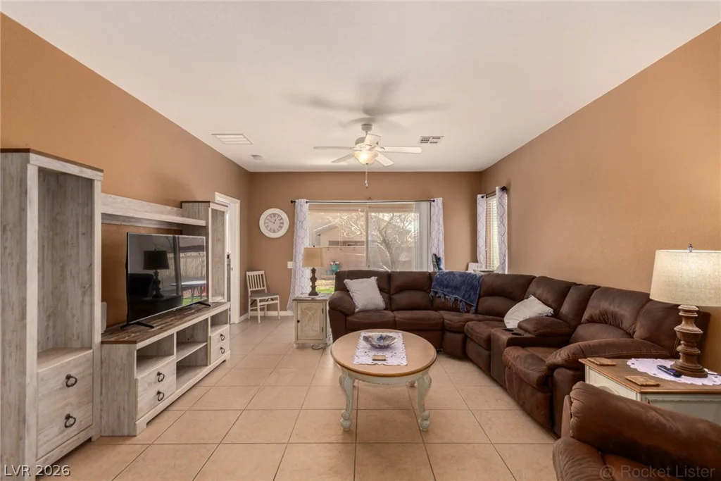 5911 Corbin, Las Vegas, NV 89122
